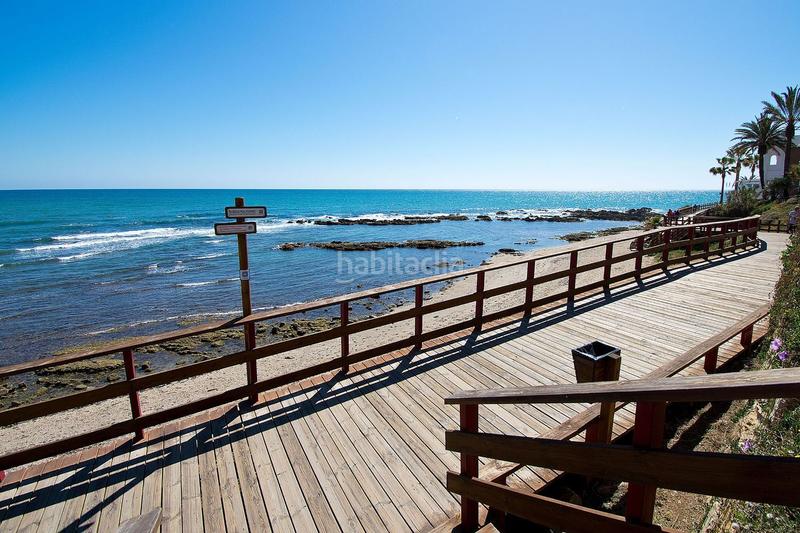 Foto 740e1528-d33b-4c5c-bf78-46f25cd6d86c. Ático en calle sanlúcar 97 en Riviera del Sol Mijas