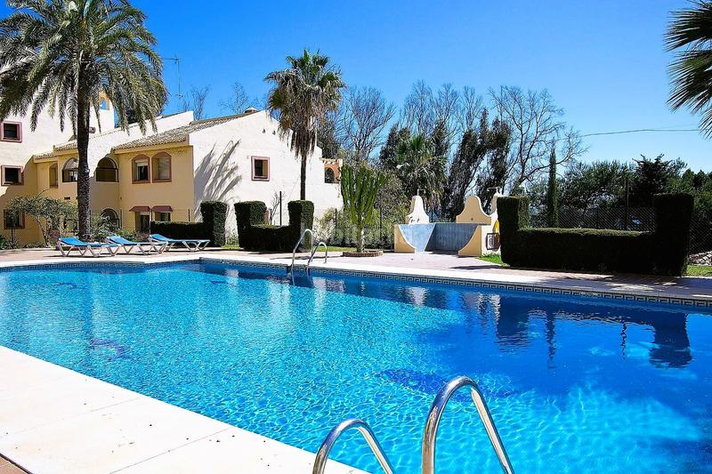 Foto b79d93cf-23c3-42c0-b0ed-98ff46fe925f. Ático en calle sanlúcar 97 en Riviera del Sol Mijas