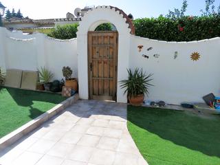 Chalet in Calle calypso 1