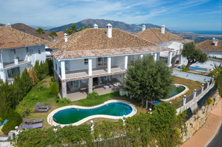 Casa aparellada a Calle baleares 3