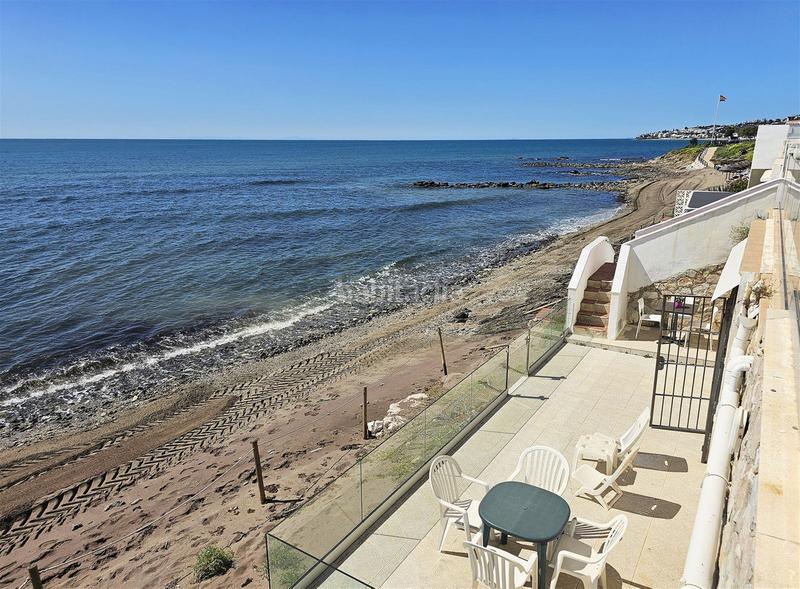 Foto 5f29afa5-9af1-4129-984a-3098af3166f8. Chalet dans calle playa del chaparral 19 dans El Faro de Calaburra - Chaparral Mijas
