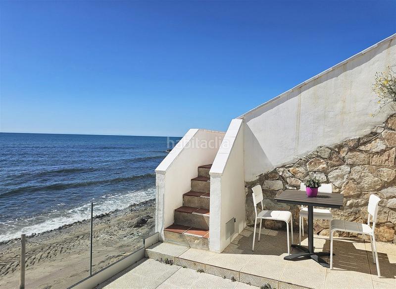 Foto 9940f5e8-e520-46f1-aa31-064496d04f26. Chalet dans calle playa del chaparral 19 dans El Faro de Calaburra - Chaparral Mijas