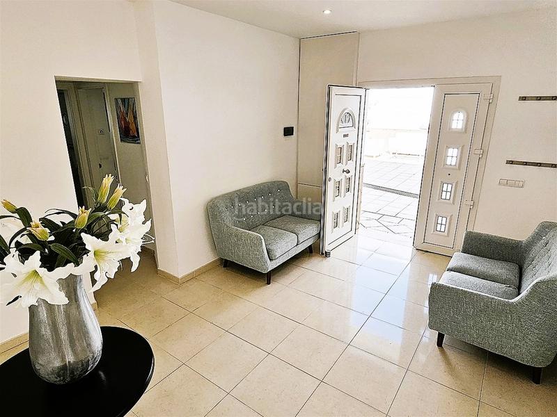 Foto b163d46f-02ce-4387-9b87-21b2313c4a50. Chalet dans calle playa del chaparral 19 dans El Faro de Calaburra - Chaparral Mijas