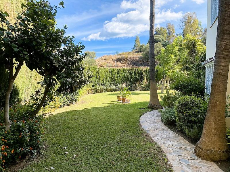 Foto 7d4ccbf3-3d23-4bf0-b128-6d7c091ac36c. Chalet in calle olivos de sierrezuela 167c in campo de Mijas Mijas