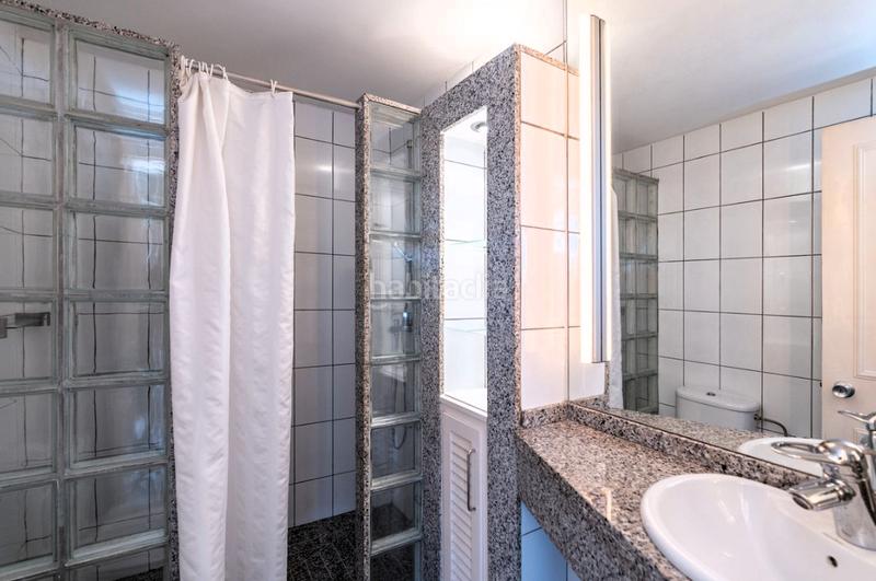 Foto 3cd1e6f2-8599-4412-b32e-35c306102182. Dúplex en urbanización Marbesa 102 en Marbesa Marbella
