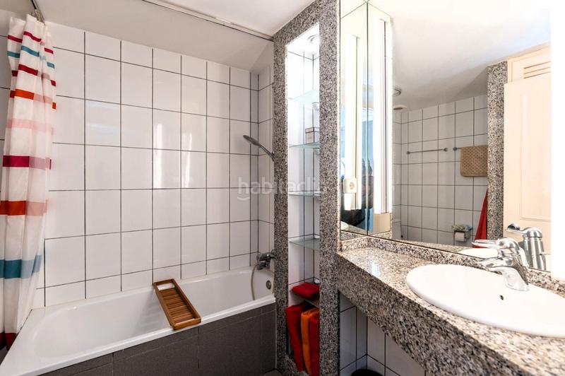 Foto 55f100e5-33c2-4896-a294-647aac730eb5. Dúplex en urbanización Marbesa 102 en Marbesa Marbella