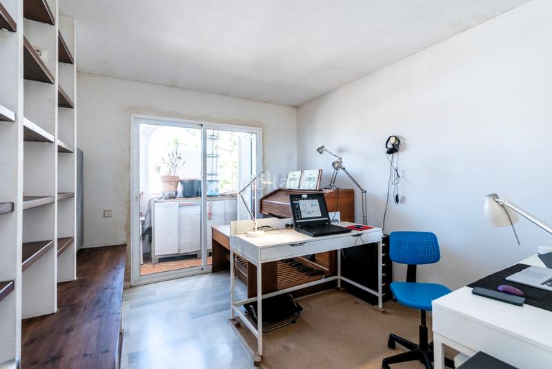 Foto b1b19067-626e-47a9-b4f7-91fb383fbde1. Dúplex en urbanización Marbesa 102 en Marbesa Marbella