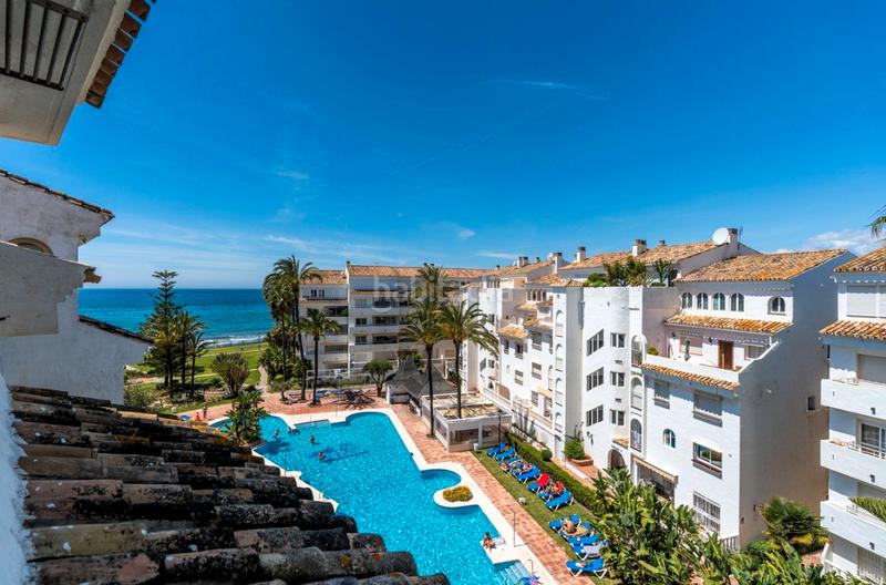 Foto b667be8f-fabd-4a6f-a14e-86c6bbb53e4e. Dúplex en urbanización Marbesa 102 en Marbesa Marbella