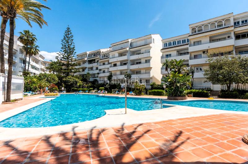 Foto de8bbdea-a6f9-4ca5-be8e-4a7a60fc64db. Dúplex en urbanización Marbesa 102 en Marbesa Marbella