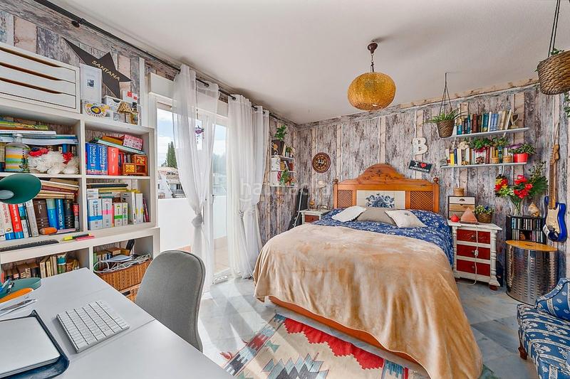 Foto 1f1dd3a4-7ae9-4f12-ad74-c5cefdf92618. Casa pareada en calle calomela 55 en Nagüeles Alto Marbella