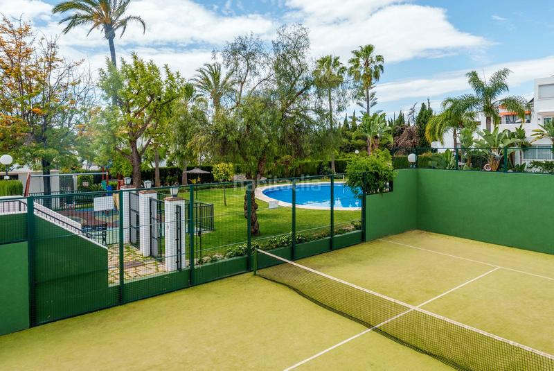 Foto af436cac-8456-45d1-9cc4-8a7ddafe397d. Casa pareada en calle calomela 55 en Nagüeles Alto Marbella