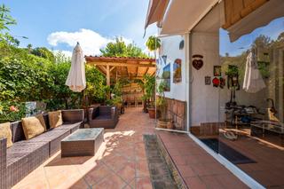 Maison jumelée à Calle calomela 55