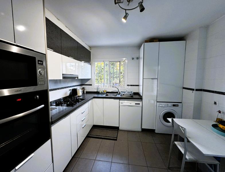 Foto e58e2f0c-8e09-479a-b7ec-27684d574725. Casa a schiera in urbanización haza del algarrobo 27 in Mijas