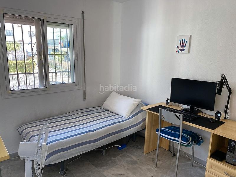 Foto 3dd4bc97-ddf0-47f3-86c0-67d4c2b7c82c. Casa adossada a urbanización haza del algarrobo 27 a Mijas