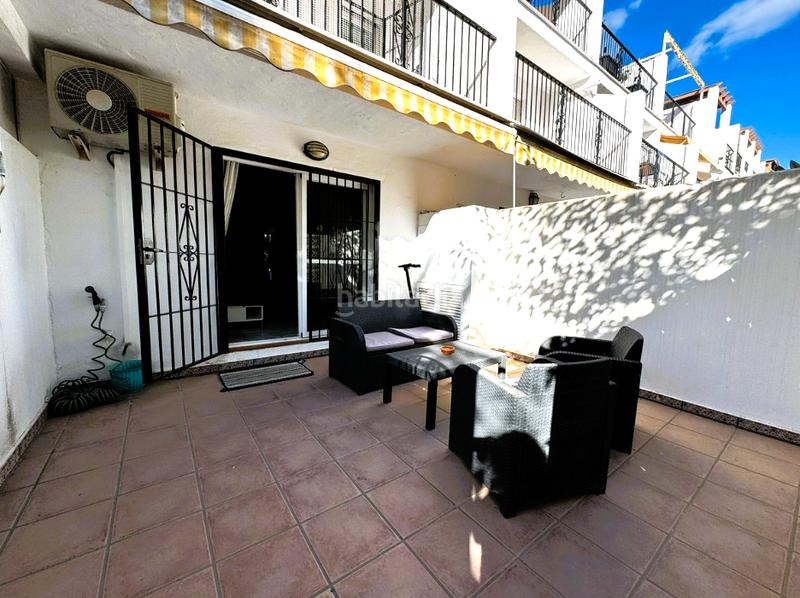 Foto 386a76bf-23d7-4c83-aaa9-01ab354cf664. Reihenhaus in urbanización haza del algarrobo 27 in Mijas