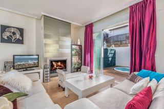 Casa aparellada a Calle brida 2. ?? **exclusive corner townhouse – el hipódromo urbanization, mij