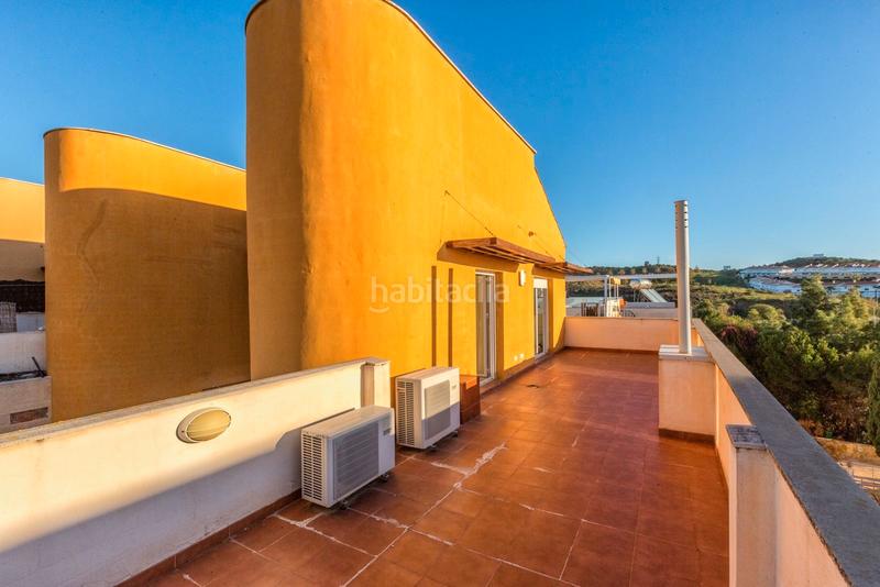 Foto 70cd0b89-e8e6-453b-ae23-afe27b7acdc4. Casa pareada en calle brida 2 ?? **exclusive corner townhouse – el hipódromo urbanization, ** en Mijas