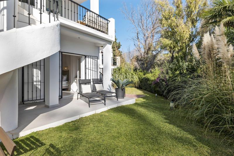 Foto c5367ad3-f486-4afd-be60-302eb5ccfb4b. Semi detached house in la pinta 6 in Aloha Marbella