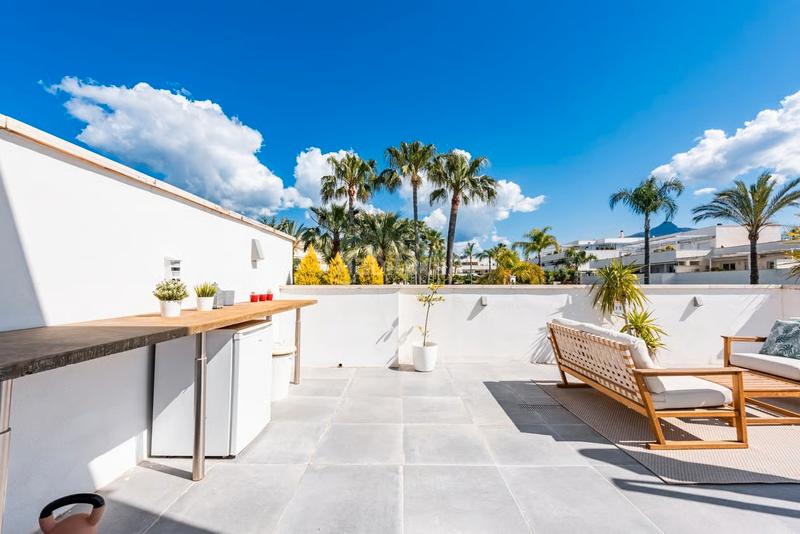Foto bc037154-8661-4dbb-abb2-3843497efa33. Ático en calle río volga 26 the penthouse that has it all – luxury living in nueva andalucía en Marbella
