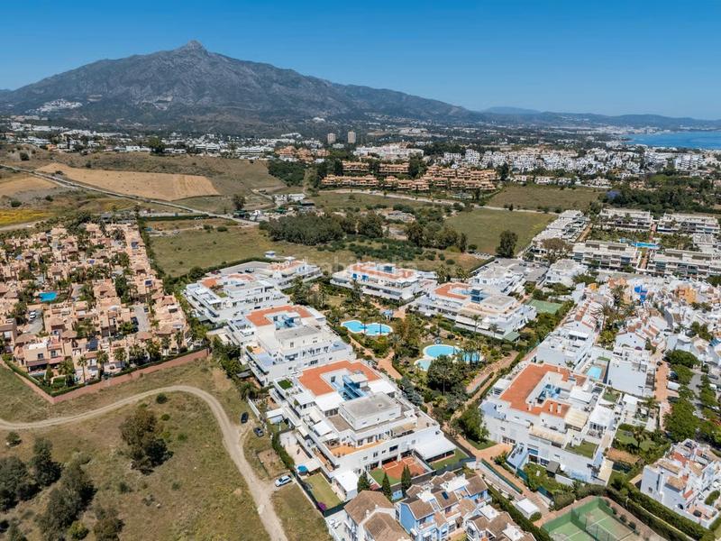 Foto c327080c-938f-4c54-a99d-35ce31e71e0e. Ático en calle río volga 26 the penthouse that has it all – luxury living in nueva andalucía en Marbella