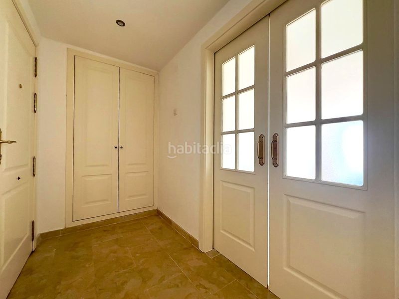 Foto 3afb0650-b2f9-4e4b-9842-e9c988cbee73. Appartement dans calle huelva de Calahonda 3 dans Calahonda Mijas