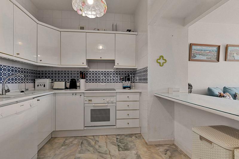 Foto 3a36eccf-7394-42f2-92ad-f4498ca26563. Piso en calle alberto morgenstern 30 en Castillo Sohail - Myramar Fuengirola