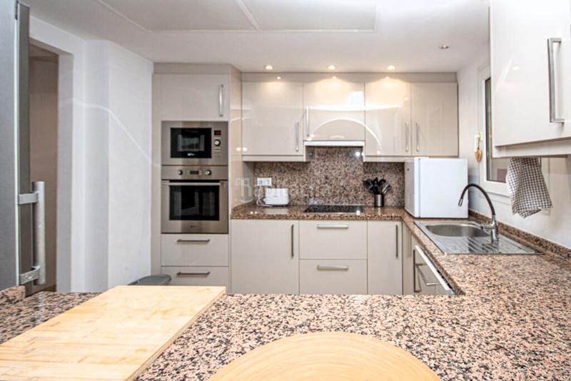 Foto d39dcfa9-79b5-44e7-a7f4-0ea730f2eed3. Maison jumelée dans calle esmeralda 70 dans Riviera del Sol Mijas