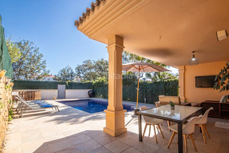 Foto 302d4cc1-1f72-477d-b1bd-1896a9cfd9a5. Towny house in calle esmeralda 70 in Riviera del Sol Mijas