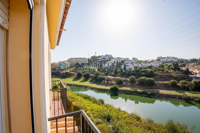 Foto 132684d1-d314-49e0-8eec-b5596d1d7630. Casa adossada a calle miguel angel jimenez de riviera 7b a Mijas