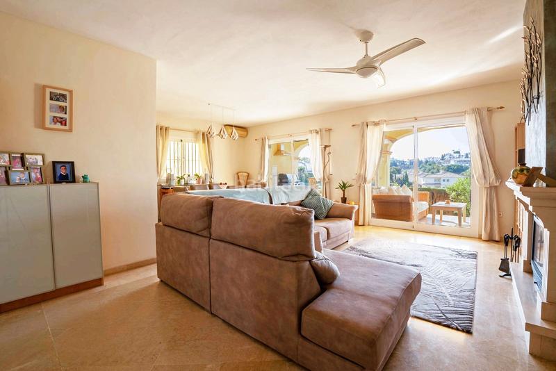 Foto 4c343999-0dcb-409e-953d-bd5aa6f99c69. Casa adossada a calle miguel angel jimenez de riviera 7b a Mijas