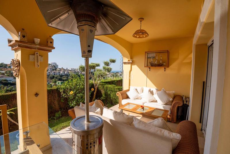 Foto 703b5896-bae6-42c0-b2e3-7d40bacc904a. Maison jumelée dans calle miguel angel jimenez de riviera 7b dans Mijas