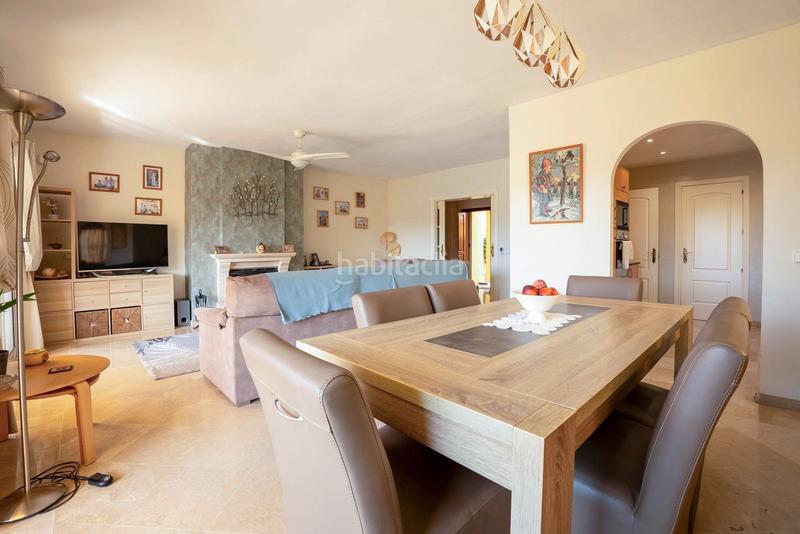 Foto a5fd14c5-8131-4067-87d7-614c2a02e149. Maison jumelée dans calle miguel angel jimenez de riviera 7b dans Mijas