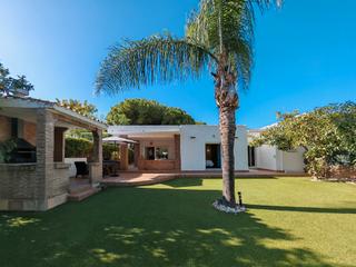 Towny house in Avenida la reserva de marbella 23