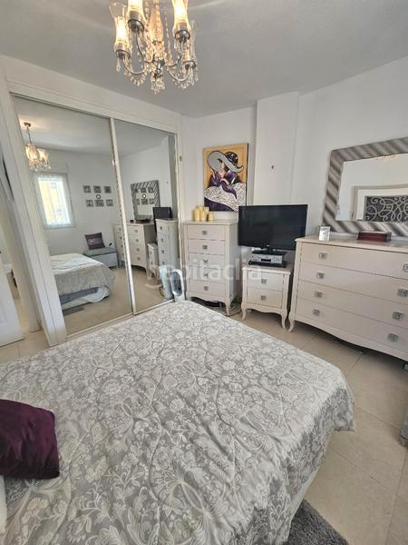 Foto 253612ea-4a36-4830-8e6f-97ec757bb973. Apartamento en calle aguila real 8 en Calahonda Mijas