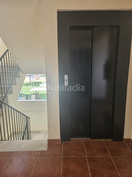 Foto b51229cd-5582-43d8-b39a-556ea235b6d6. Piccolo appartamento in calle aguila real 8 in Calahonda Mijas