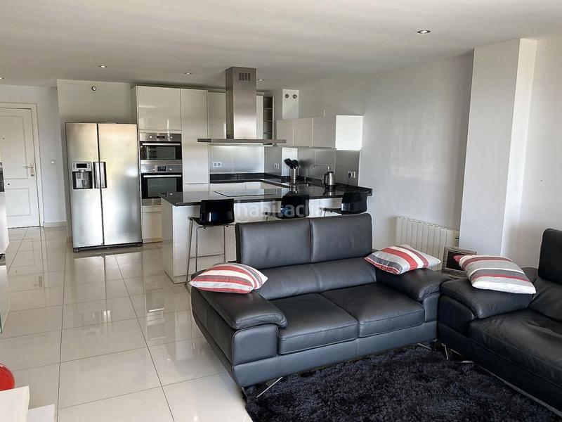 Foto 98ef7360-d873-4f19-917b-09aa5121dbe3. Apartamento en calle sierra de cazorla 4 en Las Gaviotas - Carvajal Fuengirola