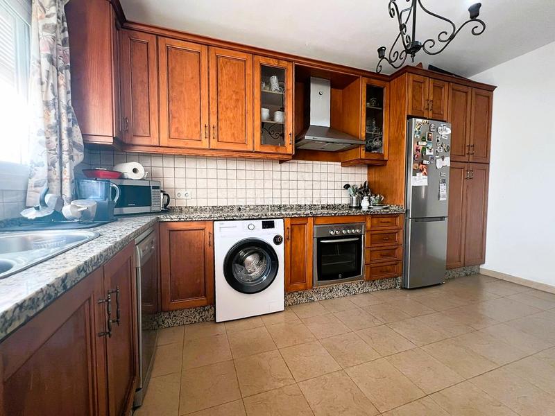 Foto 0343c98a-82d5-45fa-8050-49b53f9ffe5c. Chalet in calle josé de echegaray 34 in Centro ciudad Fuengirola