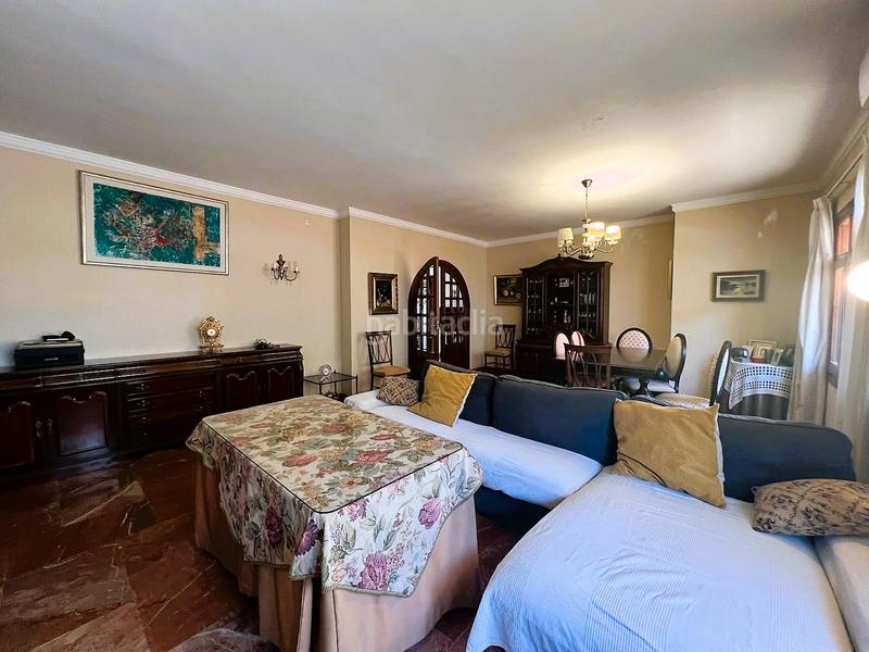 Foto 40768932-b231-4da1-a0aa-7a96271bb8f1. Chalet in calle josé de echegaray 34 in Centro ciudad Fuengirola