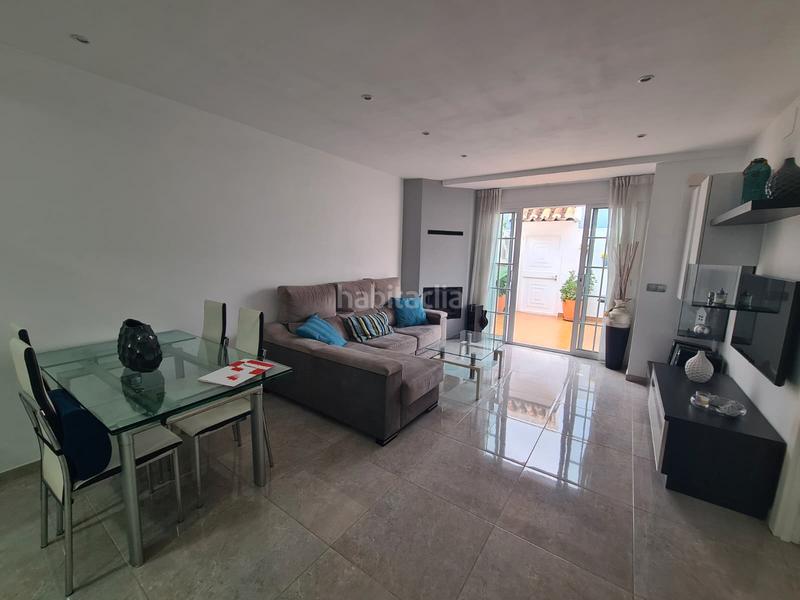 Foto 224e2cd0-1161-4e55-ae1d-75909c0e9534. Casa adosada en avenida de gran bretaña 324 en Mijas golf Mijas