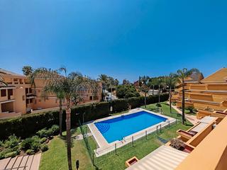 Flat in Avenida jardines de las golondrinas 10