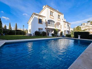 Apartament a Calle Libra 42