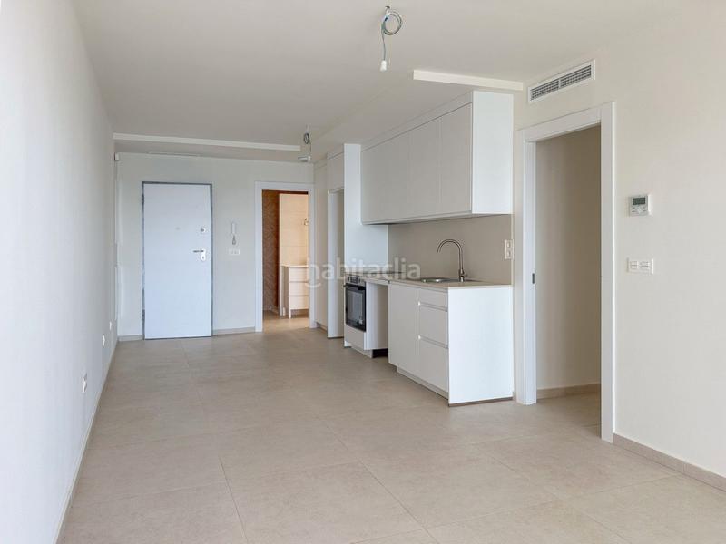 Foto 8c17a4e5-8a4d-44d5-a021-4fb9e3c63988. Apartamento en calle san francisco 3 en Puerto Deportivo Fuengirola