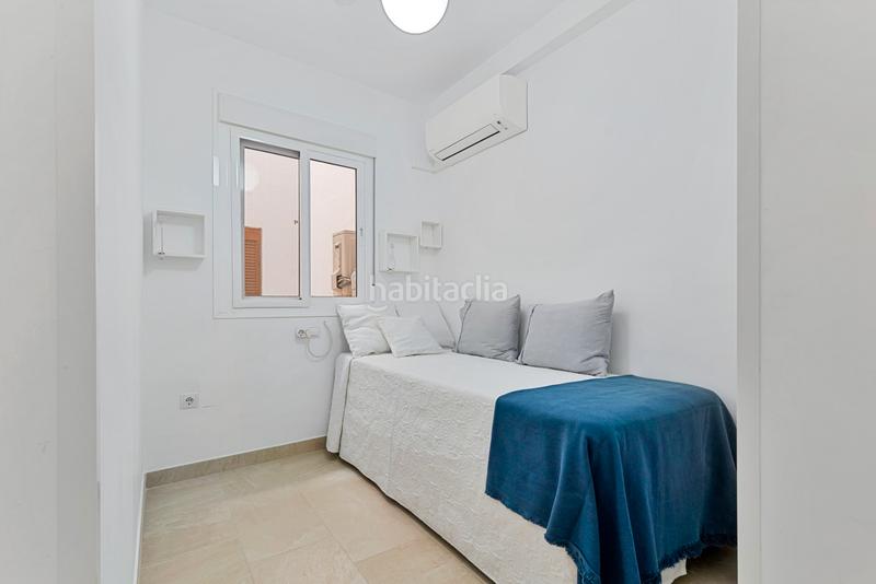 Foto 66f27130-ed25-4ffc-9c2a-25055582e452. Appartement dans calle san rafael 3 dans Puerto Deportivo Fuengirola