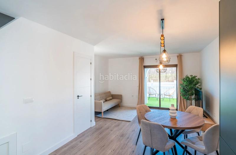 Foto 7f5f087c-8d42-4499-8dc9-bf59948b52b8. Casa adosada en urbanización pueblo la campana 7 en Mijas