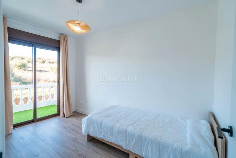 Foto 971442ad-1ce7-460a-862b-fce4761ee9a9. Reihenhaus in urbanización pueblo la campana 7 in Mijas