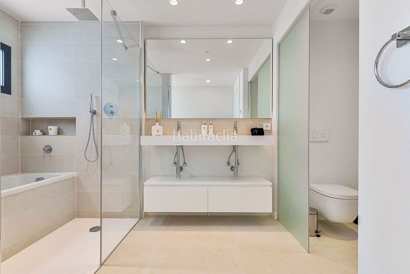 Foto e8cedd4f-8b6a-487d-9a00-05b329f5d9d8. Apartament a calle leticia 2 a El Higuerón Fuengirola