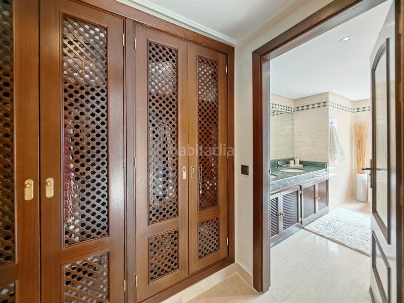 Foto 47c3f9ed-b399-4ad0-bbbc-8fac9b8a49de. Duplex con camino parcheggio piscina in Ojén