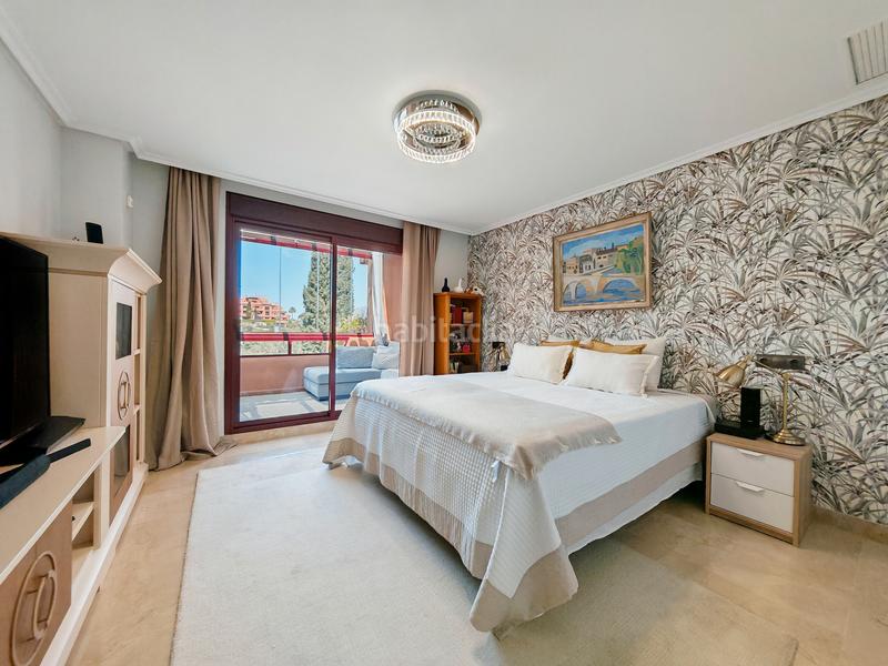 Foto 4d9bd9bd-cc36-41f4-b270-aaf728de8536. Duplex con camino parcheggio piscina in Ojén