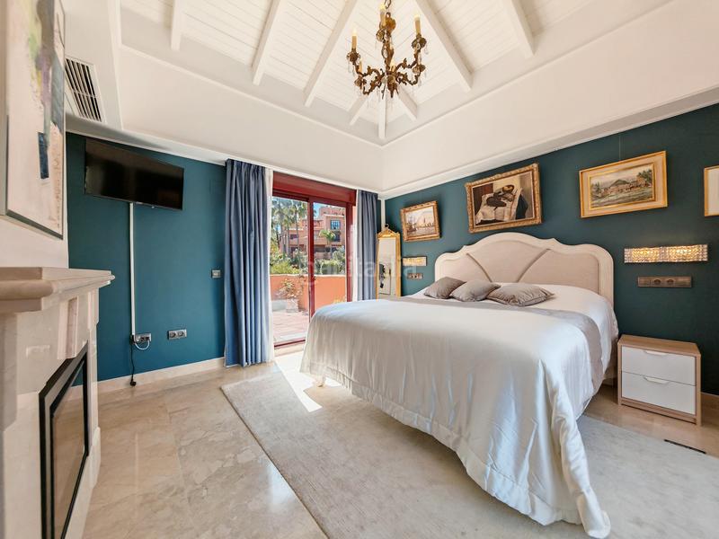 Foto 67aade85-fbca-40ac-a2fd-9b72d20c620c. Duplex con camino parcheggio piscina in Ojén