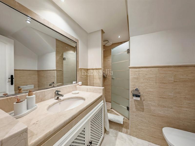 Foto a4fbe378-07ca-490b-8ac7-451d929fc837. Duplex con camino parcheggio piscina in Ojén